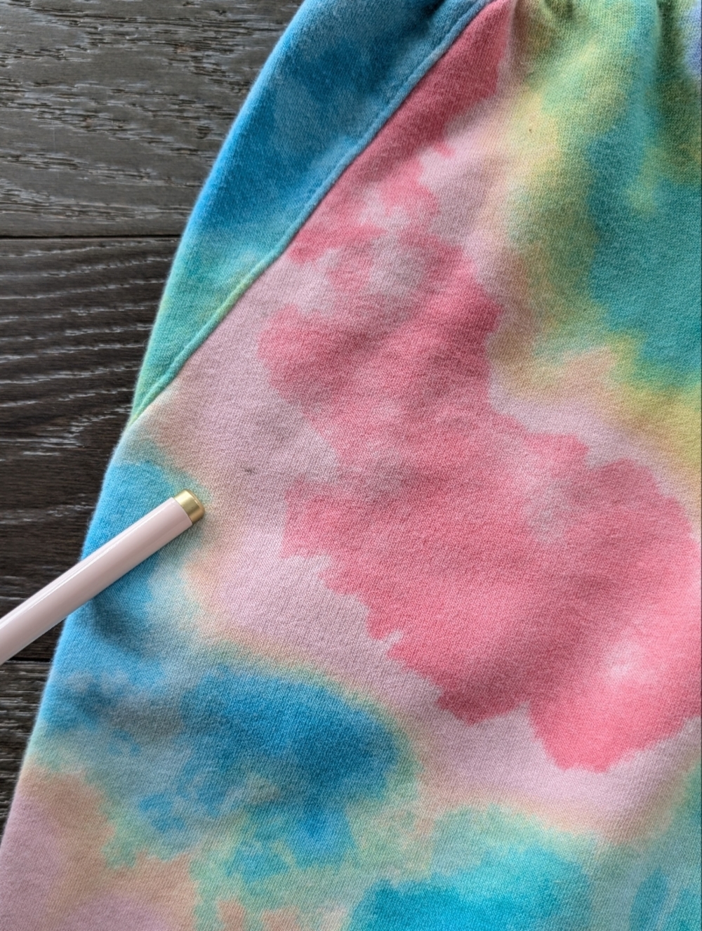 Nike Sportswear Club Fleece Big Kids' Tie-Dye Shorts Size Medium - Picture 7 of 10